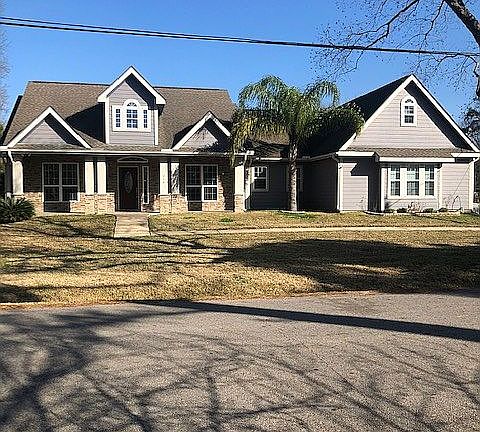 3rd image of 214 Fairfield Ave