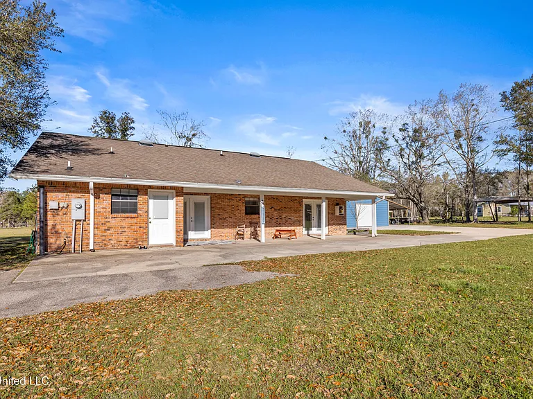 11340 County Farm Rd — Photo 23
