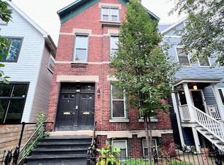 1334 W Wolfram St, Chicago, IL 60657