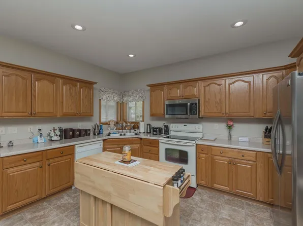 4502 E 49th St #3, Sioux Falls, SD 57110