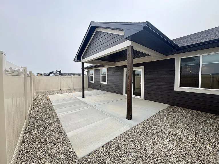 4605 Twisted Pine Dr — Photo 19