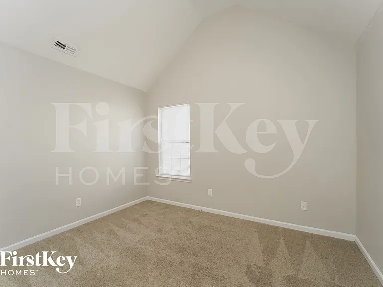 7008 Hidden Creek Dr — Photo 13