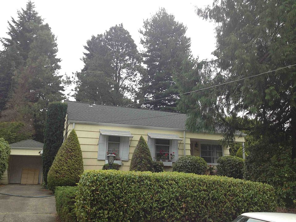 1st image of 10728 14th Ave NE