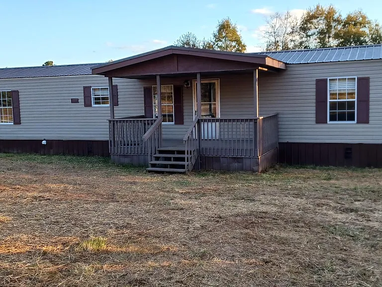 5338 Pond Fork Church Rd — Photo 1
