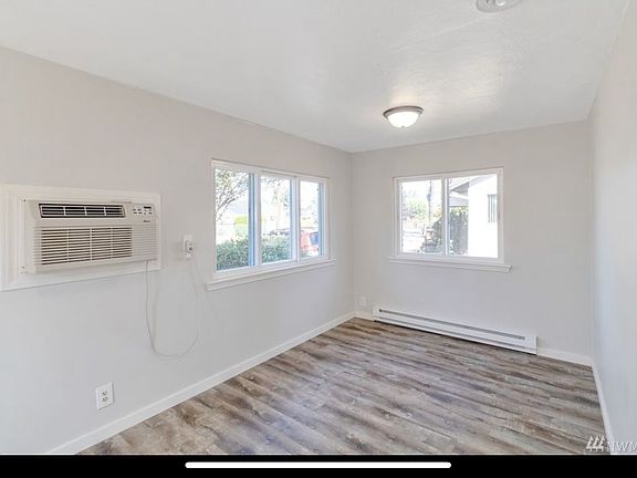 3rd image of 12228 49th Ave S