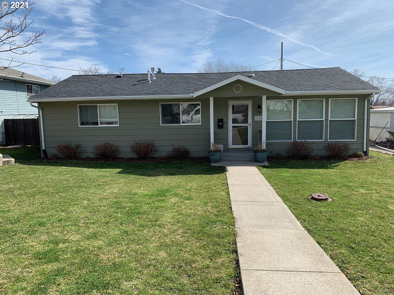 1105 Oak St, La Grande, OR 97850 Zillow