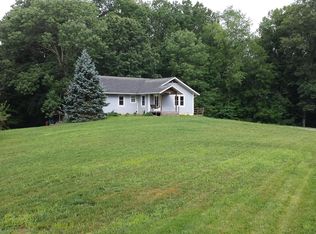 953 Magnolia Ln, Christiansburg, VA 24073