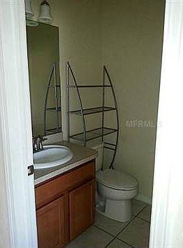 4th image of 2512 Lexington Oak Dr