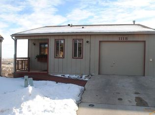 1118 Parkwood Rd, Rapid City, SD 57701
