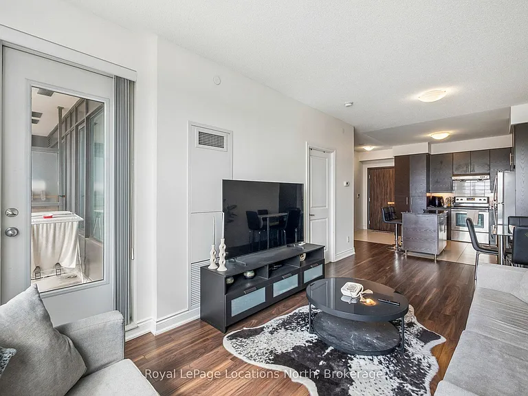 277 S Park Rd #810 — Photo 10