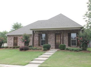 1020 Bowsprit Ln, Brandon, MS 39047