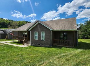 179 Ridge Point Cir, Daniels, WV 25832