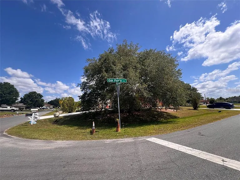 3900 Oak Pointe Blvd — Photo 16