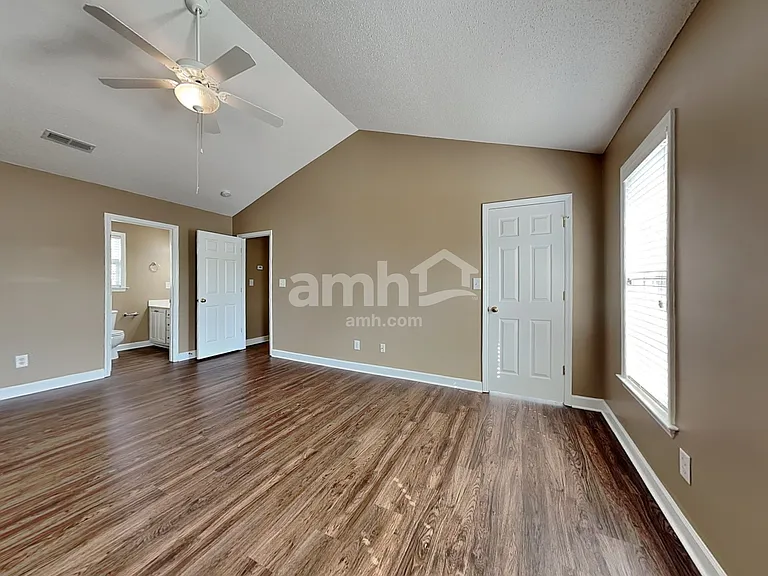 212 Sedge Meadow Dr — Photo 10