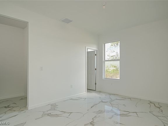 4th image of 6011 Elaine Ave N