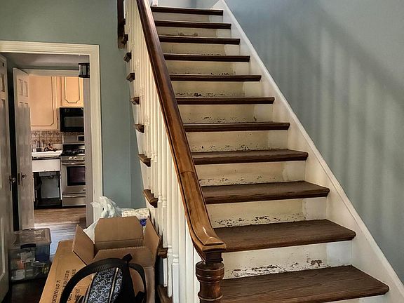 4th image of 49 Wildwood Rd