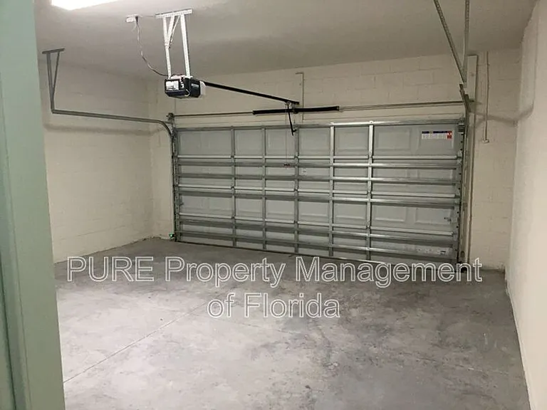 4122 NW 48th Terrace Rd — Photo 61
