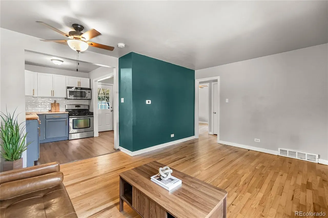 2 bed, 705 sqft, $2,000 — Photo 4