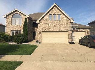 21150 Whitney Dr, Matteson, IL 60443