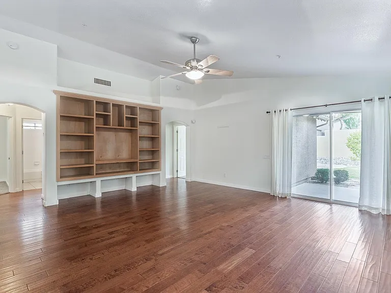 7362 E Hanover Way — Photo 8