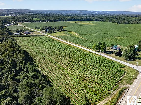 3rd image of E Lake Rd