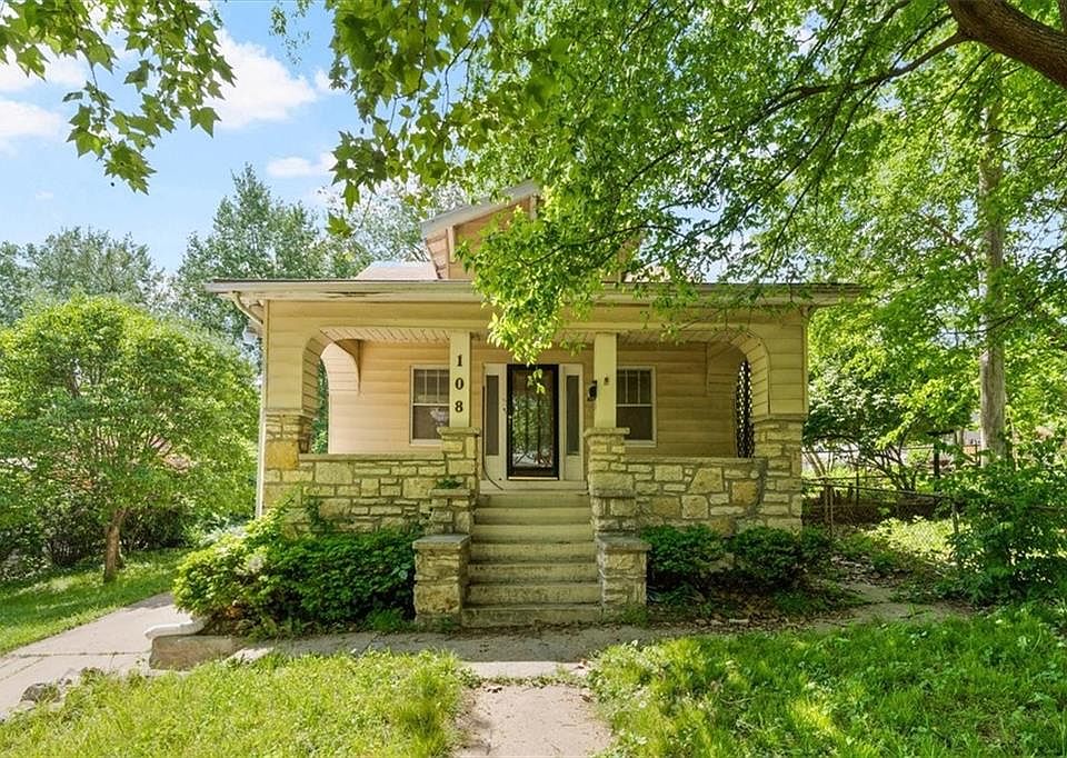 1st image of 108 Kensington Ave