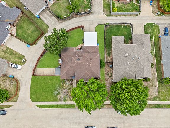 3rd image of 7305 Belmount Rd