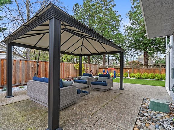 4th image of 7711 Squirrel Creek Cir