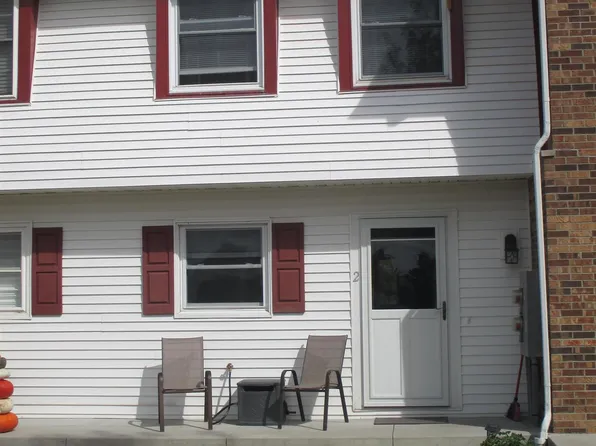1145 Fairway Dr APT 2, Weidman, MI 48893
