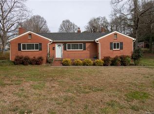 706 E Center Ave, Mooresville, NC 28115