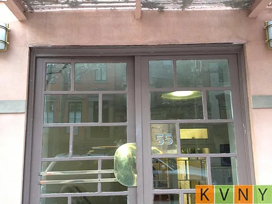 Rented by KVNY Soho | media 10