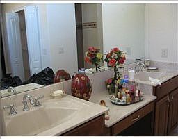 4th image of 4333 Pates St