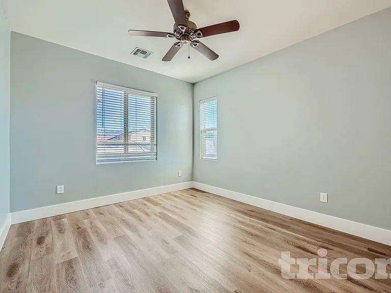 678 S Desert Haven Rd — Photo 8