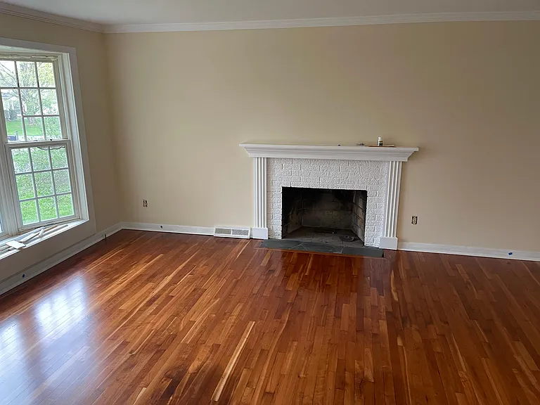 221 Palmer Dr — Photo 17