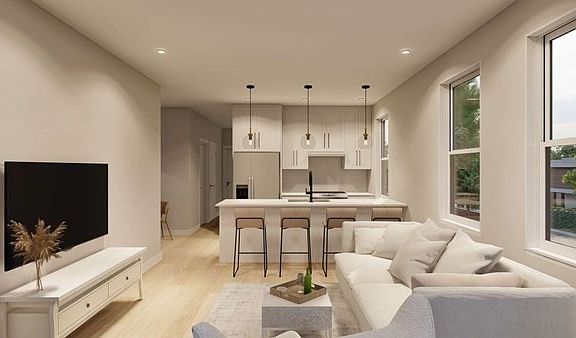 3rd image of 5 Glenburne St #2