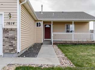 1614 Swing Dr, Cheyenne, WY 82007