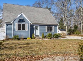 132 Hooppole Rd, Mashpee, MA 02649