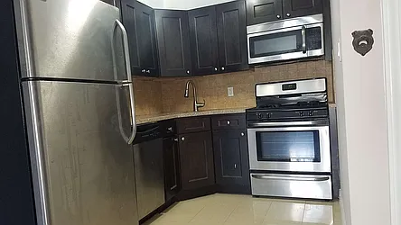 Rented by Alexiou Realty