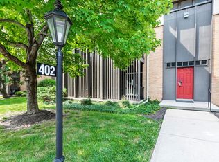 402 W 104th St, Kansas City, MO 64114