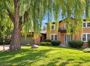 5 Elmira Ct #201, Toronto, ON M2K2T1