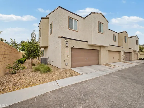 1880 Arcadian King Sun St, Las Vegas, NV 89106