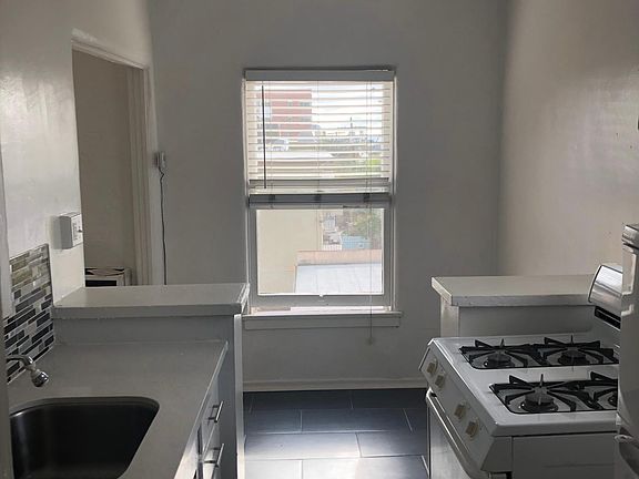 3rd image of 1845 N Gramercy Pl APT 311