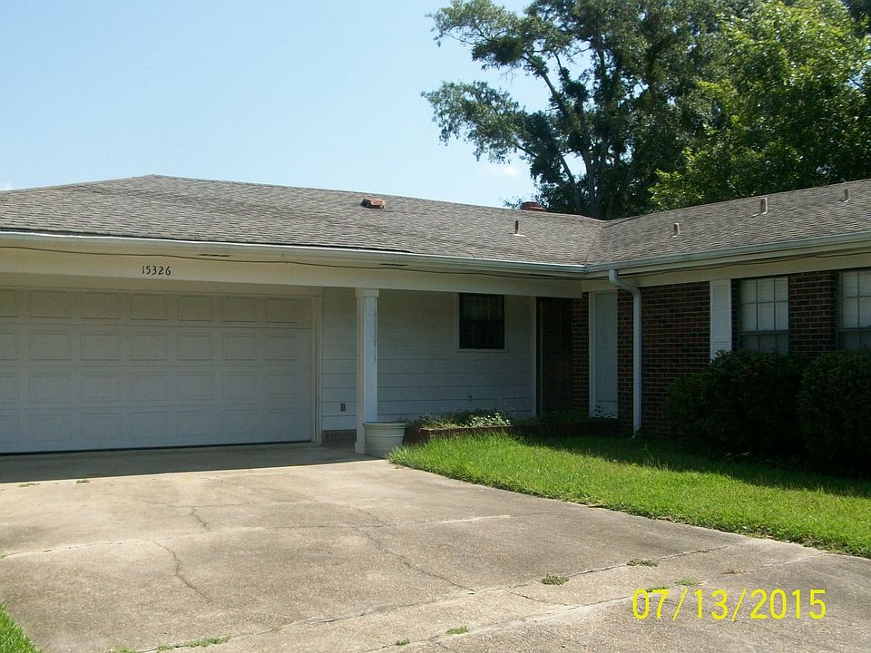 1st image of 15326 Parkwood Dr N