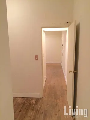 Rented by Living New York | media 22