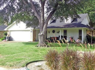 208A Willowbrook Dr, Athens, TX 75751