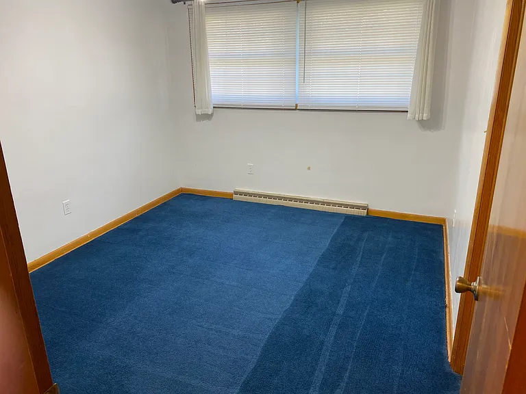 5030 Ridgewood Rd E — Photo 8