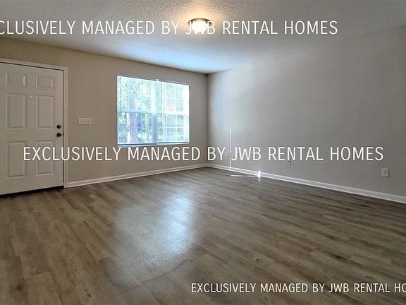 3rd image of 5727 118th St