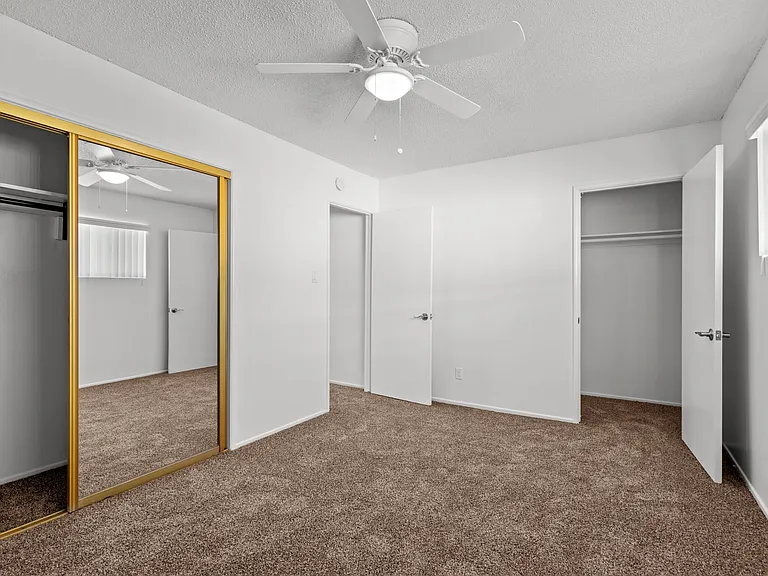 Alburtis Townhomes — Photo 13