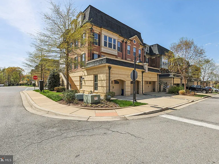 615 River Mist Dr — Photo 3