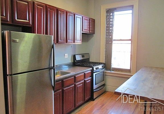2nd image of 761 Park Pl